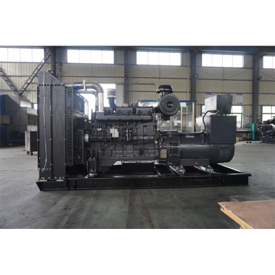 600kw上柴動(dòng)力柴油發(fā)電機組-上柴股份6缸柴油機6KTAA25-G33柴油發(fā)電機組,缸徑/行程：170/185mm,柴油發(fā)電機組水冷發(fā)動(dòng)機功率684KW,柴油發(fā)電機組配套馬拉松斯坦福發(fā)電機。廠(chǎng)價(jià)直銷(xiāo)歡迎選購：13773399855。