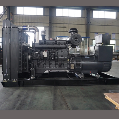 500kw上柴動(dòng)力柴油發(fā)電機組-上動(dòng)力6缸柴油機6KTAA25-G35柴油發(fā)電機組,缸徑/行程：170/185mm,柴油發(fā)電機組水冷發(fā)動(dòng)機功率572KW,柴油發(fā)電機組配套馬拉松斯坦福發(fā)電機。廠(chǎng)價(jià)直銷(xiāo)歡迎選購：13773399855。